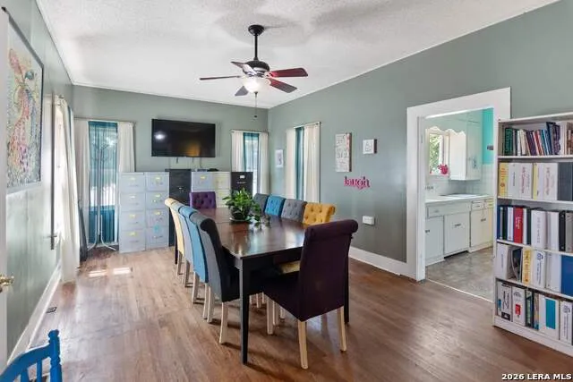 1016 Main #1 Kerrville, TX 78028