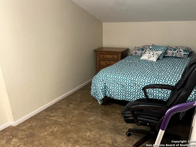 210 Cherry Pearsall, TX 78061