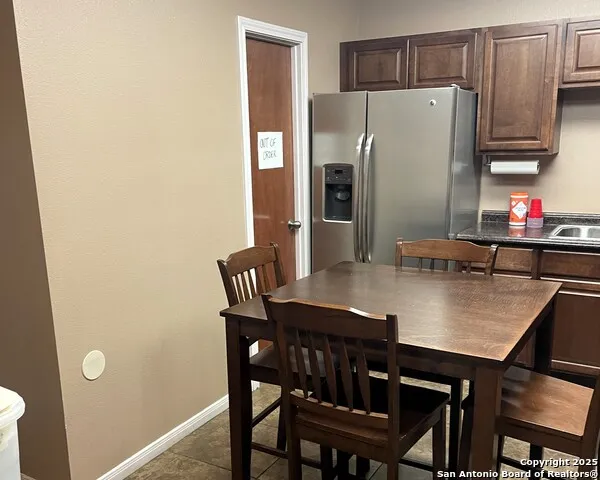 210 Cherry Pearsall, TX 78061