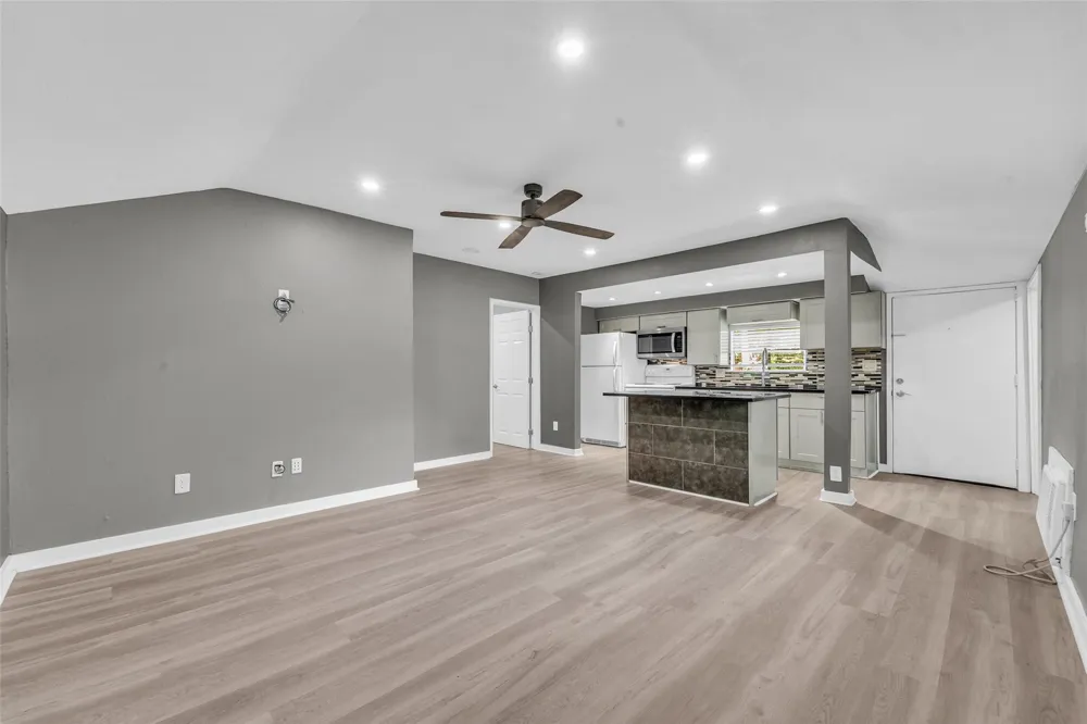8043 Zimmermann Drive Houston, TX 77088