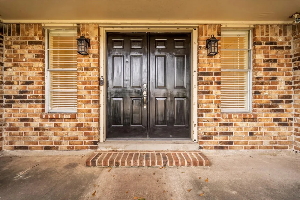8043 Zimmermann Drive Houston, TX 77088