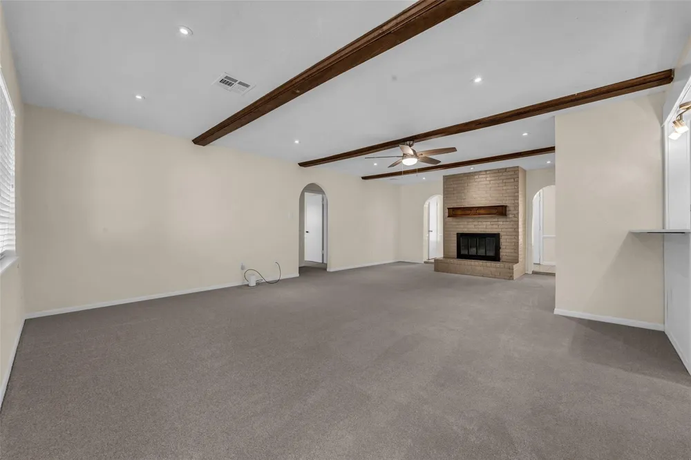 8043 Zimmermann Drive Houston, TX 77088
