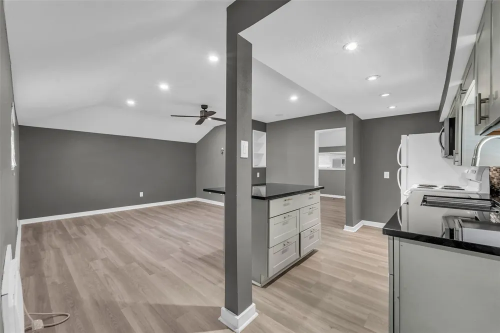 8043 Zimmermann Drive Houston, TX 77088