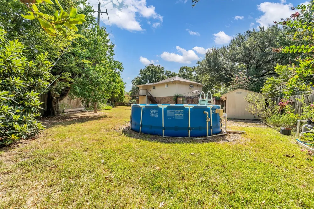 8043 Zimmermann Drive Houston, TX 77088