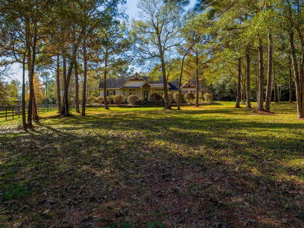 26173 Crown Ranch Boulevard Montgomery, TX 77316