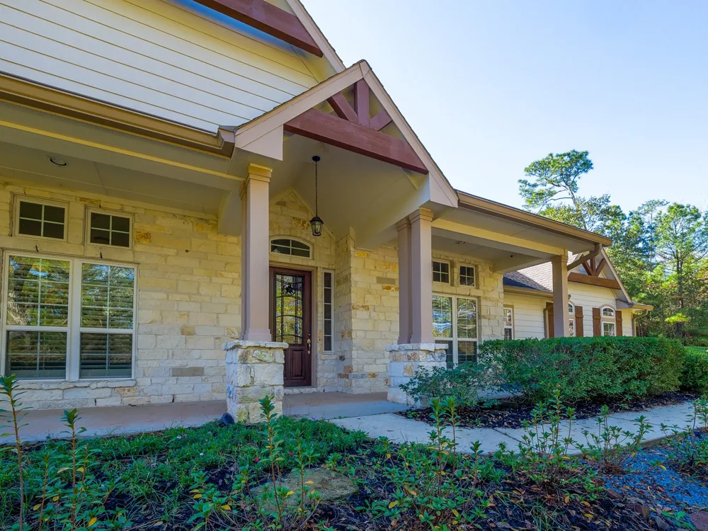 26173 Crown Ranch Boulevard Montgomery, TX 77316