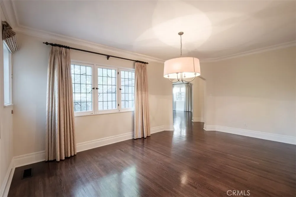 2490 Cumberland San Marino, CA 91108