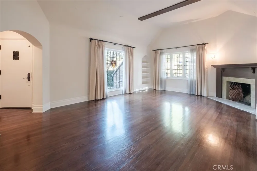 2490 Cumberland San Marino, CA 91108