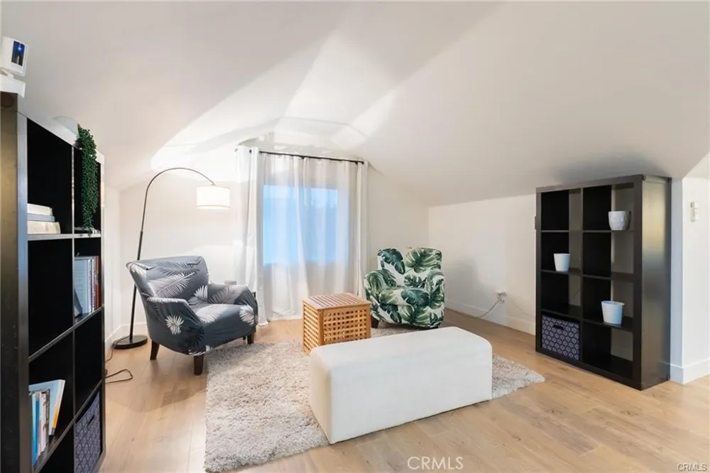 135 Vendome Street Los Angeles, CA 90026