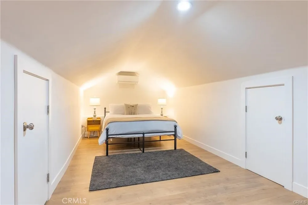 135 Vendome Street Los Angeles, CA 90026
