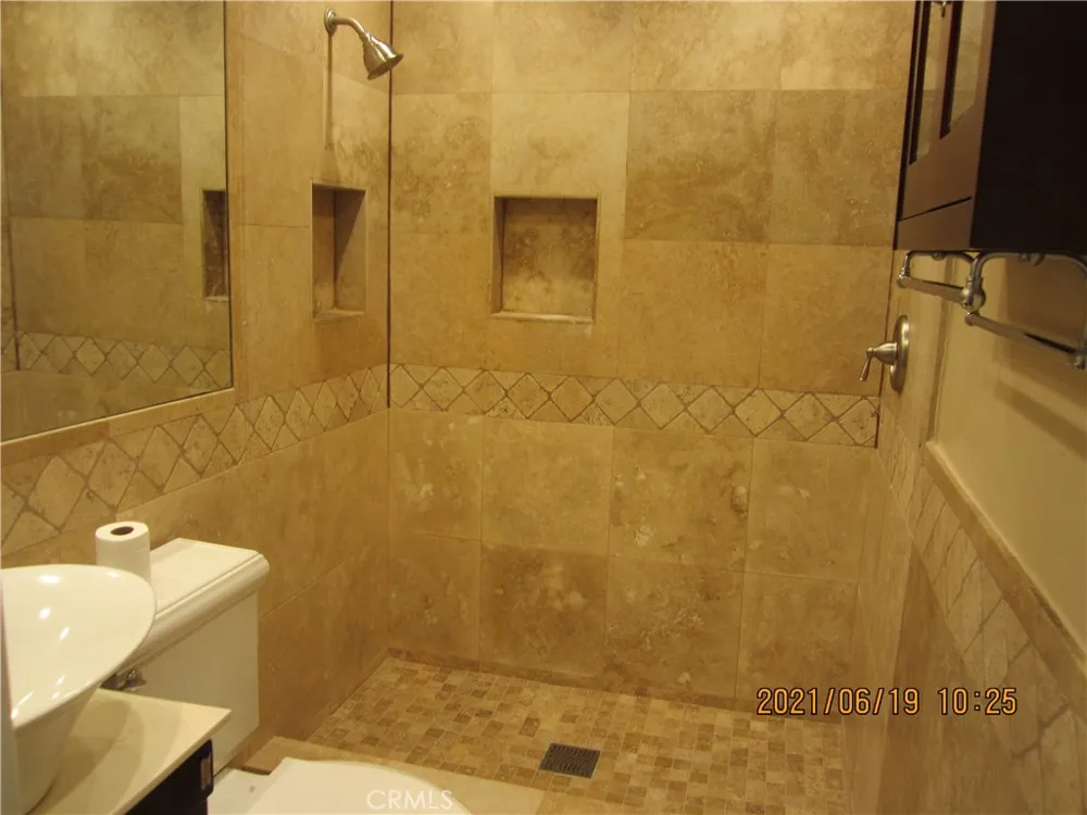 2521 W Sunflower Avenue #M2 Santa Ana, CA 92704