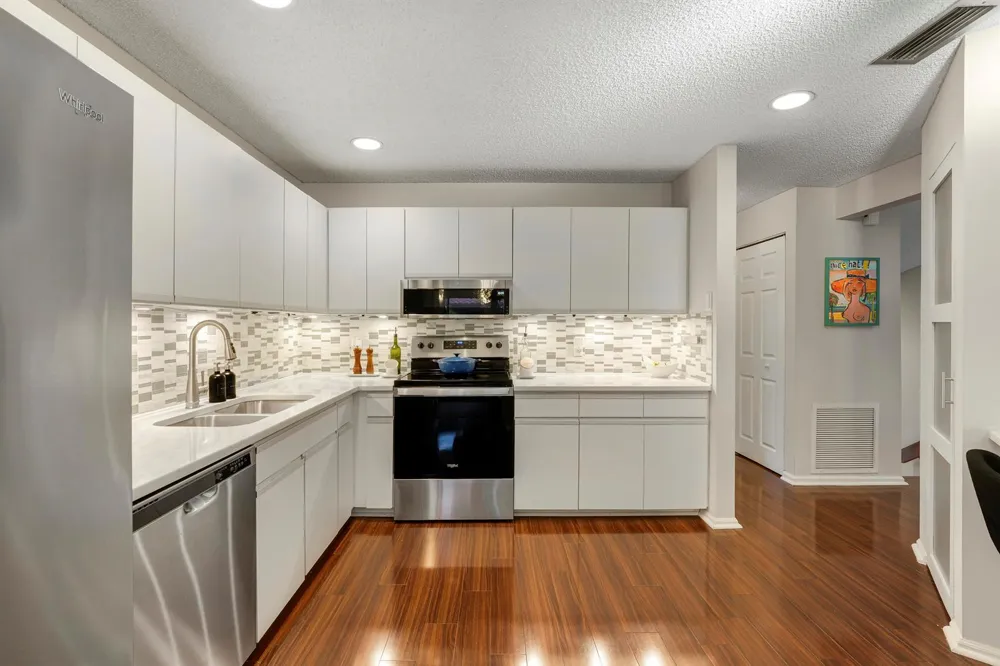 13 LEXINGTON LANE E #G Palm Beach Gardens, FL 33418