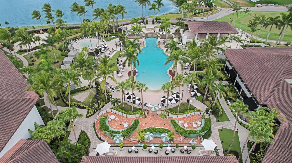 13 LEXINGTON LANE E #G Palm Beach Gardens, FL 33418