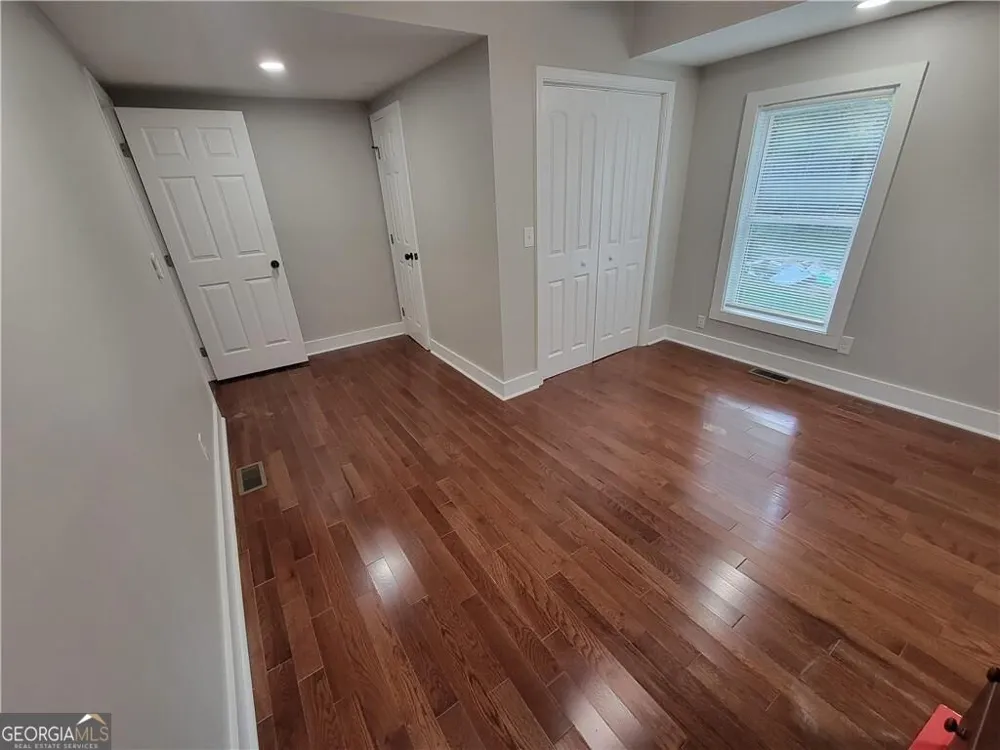 768 Fourth ST Stone Mountain, GA 30083