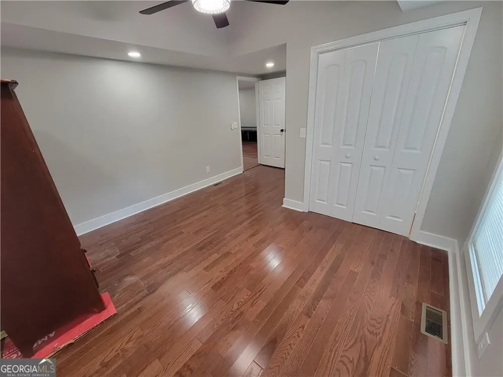 768 Fourth ST Stone Mountain, GA 30083