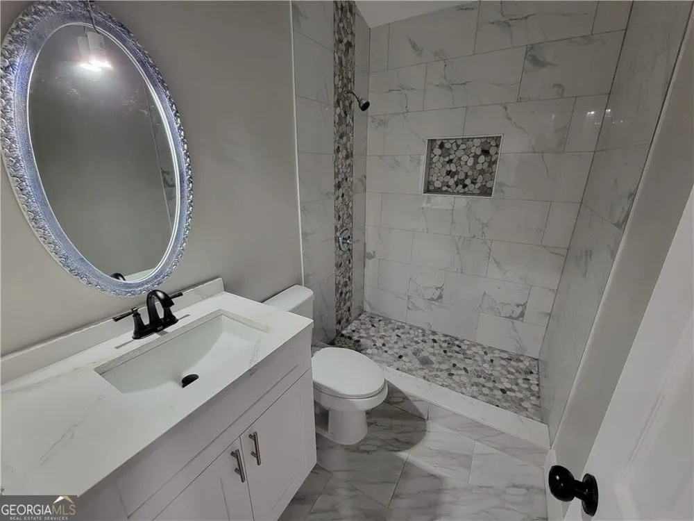 768 Fourth ST Stone Mountain, GA 30083