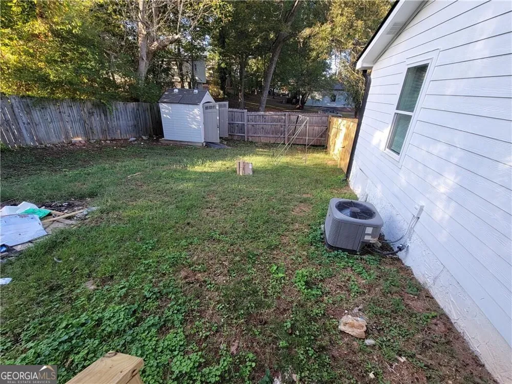 768 Fourth ST Stone Mountain, GA 30083