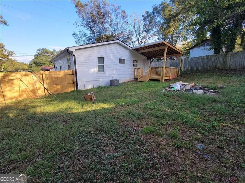 768 Fourth ST Stone Mountain, GA 30083