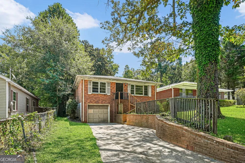 1329 Nash RD NW Atlanta, GA 30331