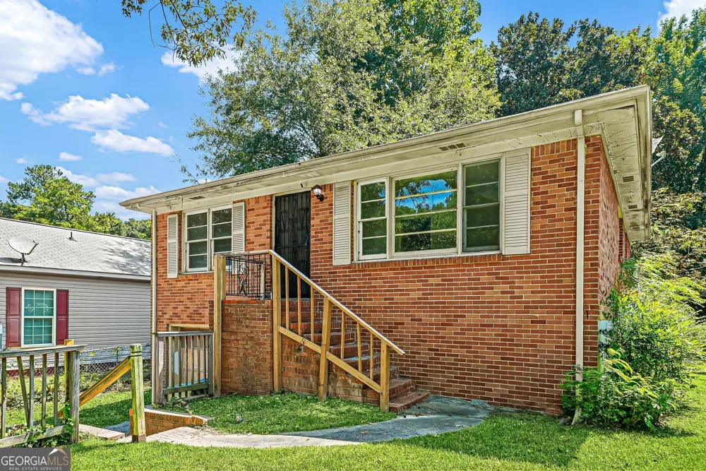 1329 Nash RD NW Atlanta, GA 30331