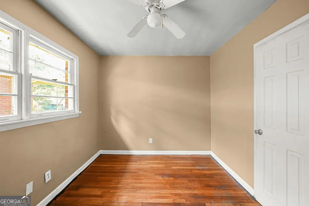 1329 Nash RD NW Atlanta, GA 30331