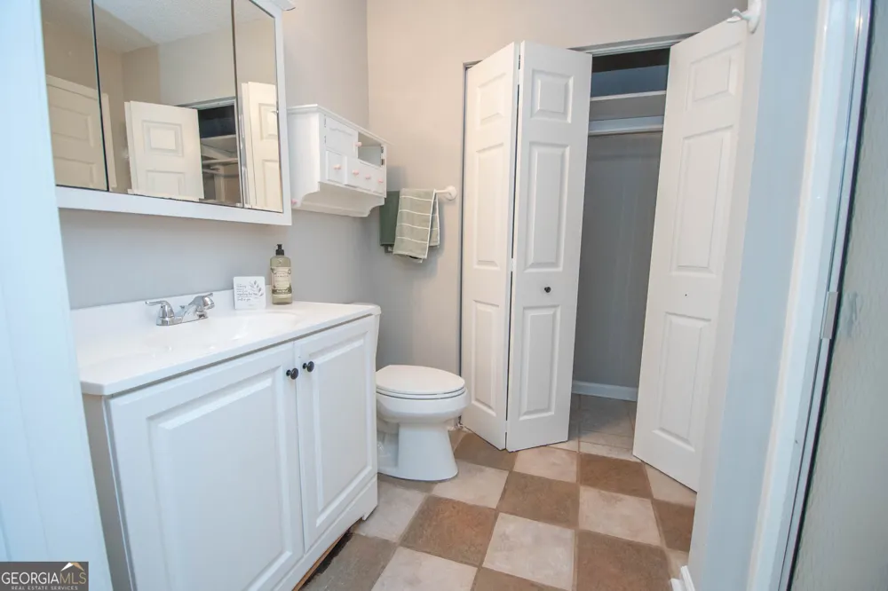 145 Edgemont DR LaGrange, GA 30240