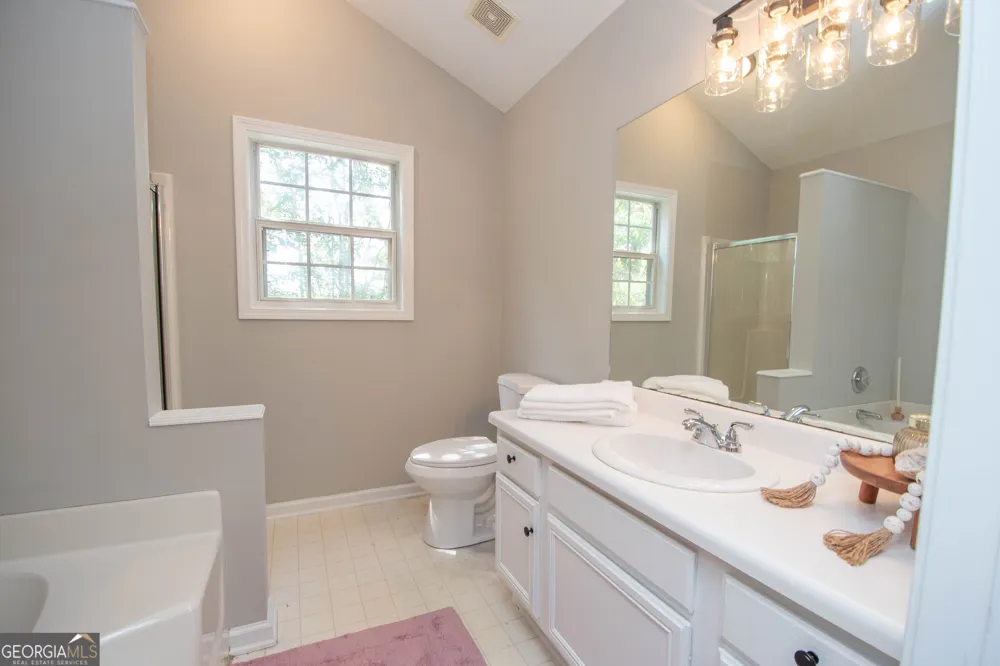 145 Edgemont DR LaGrange, GA 30240