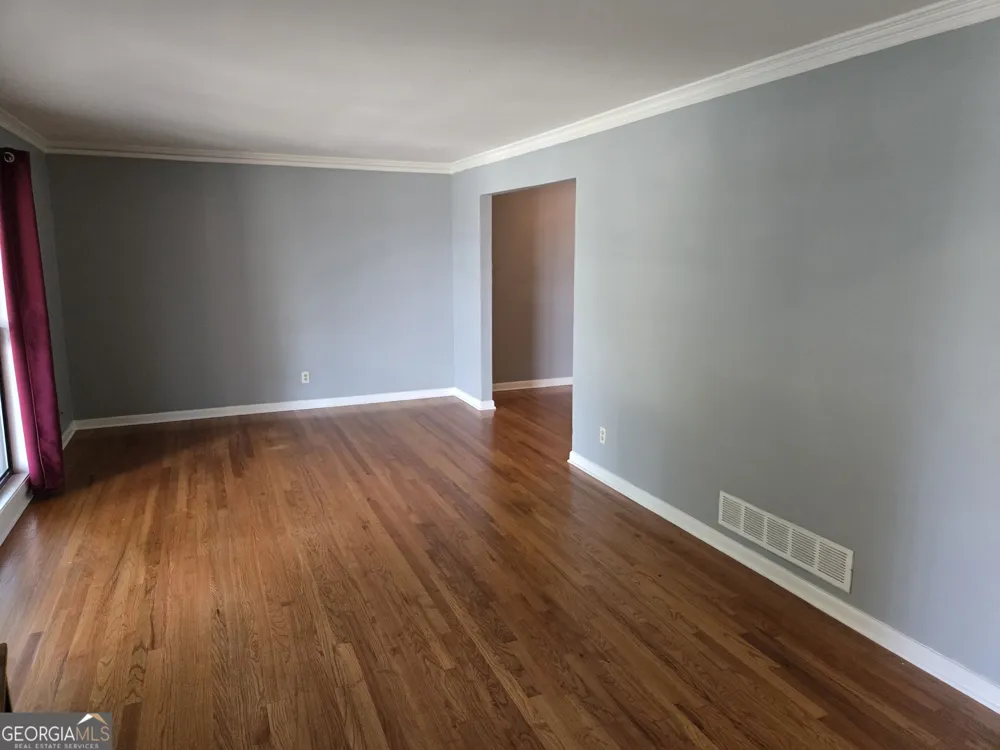 1793 Cherry Valley CIR SE Atlanta, GA 30316