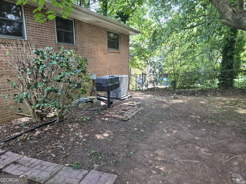 1793 Cherry Valley CIR SE Atlanta, GA 30316