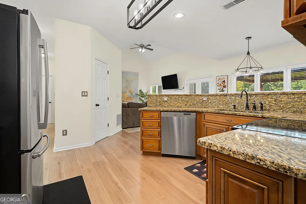 140 Farr Lake DR Tyrone, GA 30290