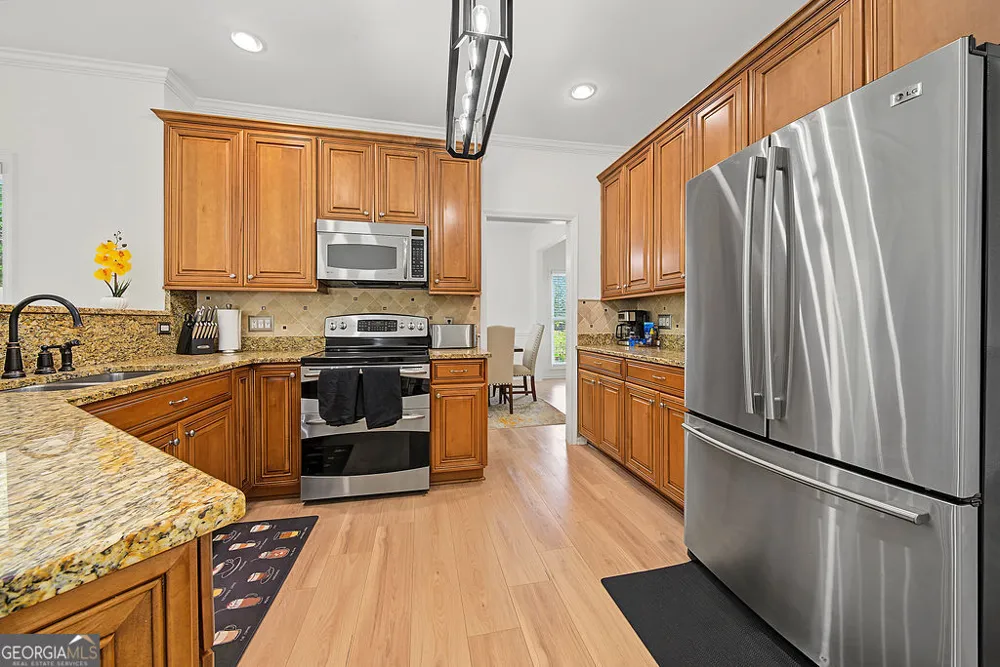 140 Farr Lake DR Tyrone, GA 30290