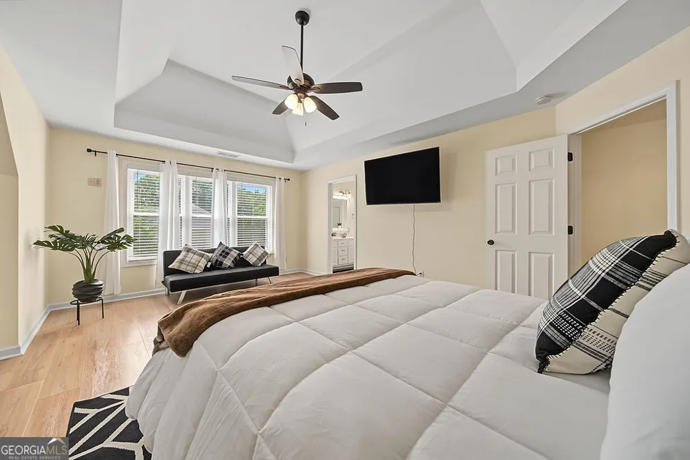 140 Farr Lake DR Tyrone, GA 30290