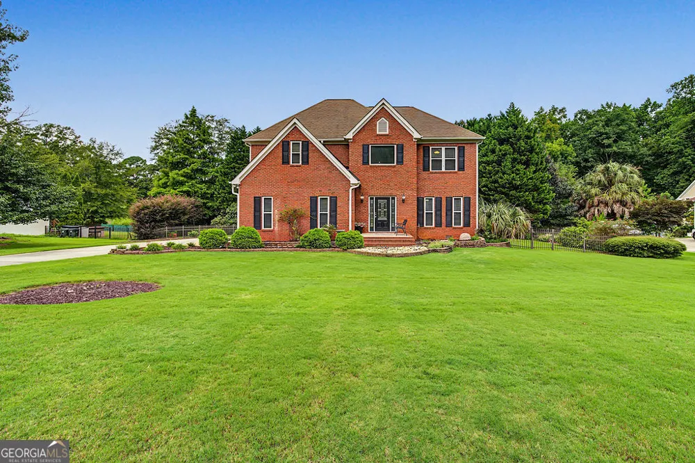 140 Farr Lake DR Tyrone, GA 30290