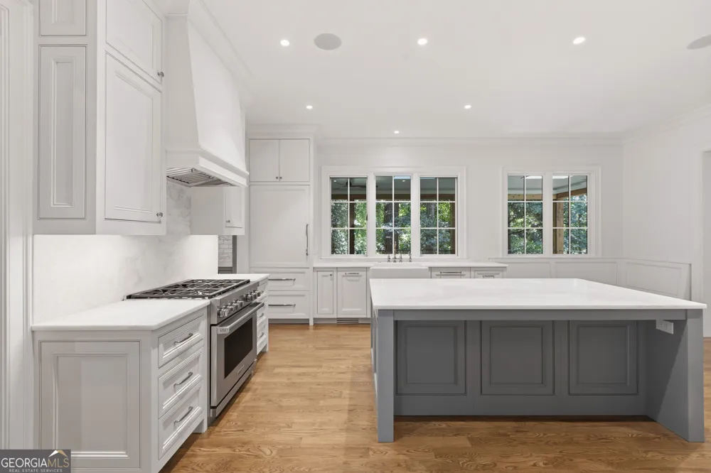 4095 Glen Devon DR NW Atlanta, GA 30327