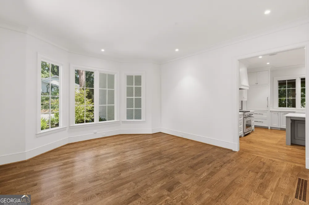 4095 Glen Devon DR NW Atlanta, GA 30327