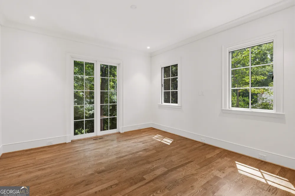 4095 Glen Devon DR NW Atlanta, GA 30327