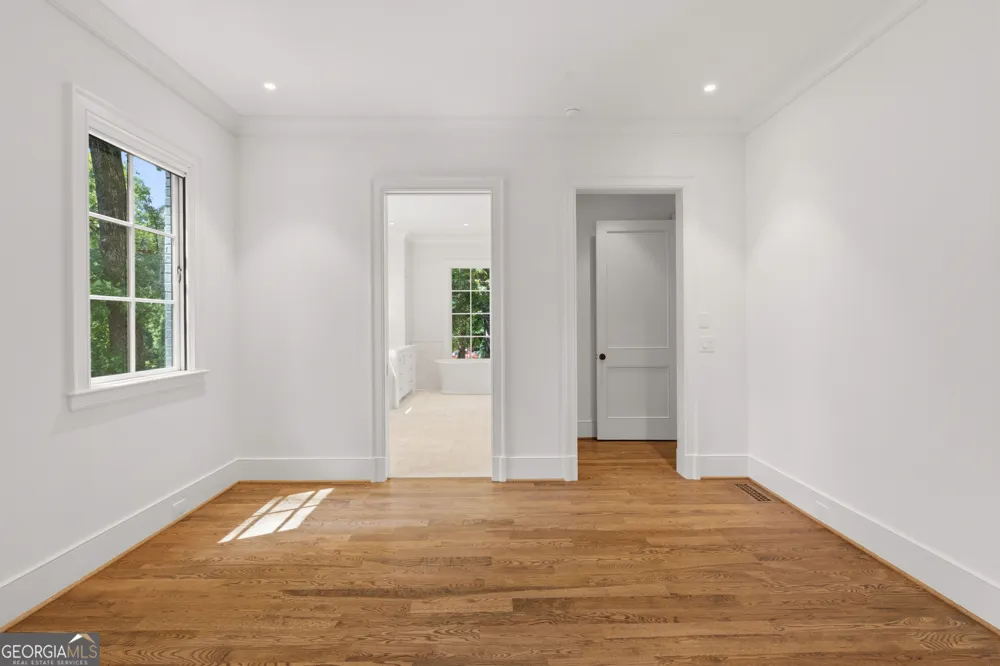 4095 Glen Devon DR NW Atlanta, GA 30327