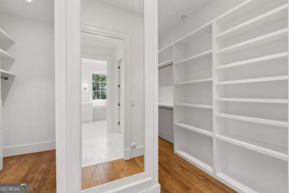 4095 Glen Devon DR NW Atlanta, GA 30327