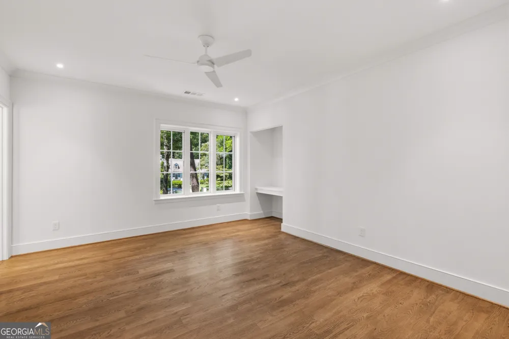 4095 Glen Devon DR NW Atlanta, GA 30327