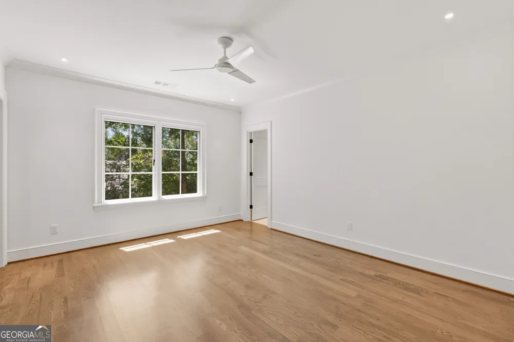 4095 Glen Devon DR NW Atlanta, GA 30327