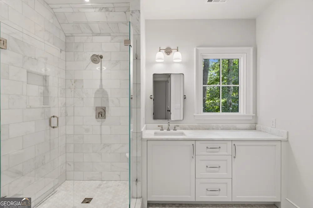 4095 Glen Devon DR NW Atlanta, GA 30327