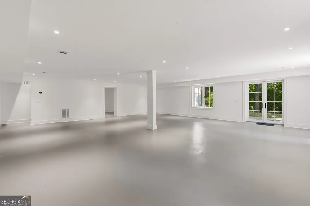 4095 Glen Devon DR NW Atlanta, GA 30327