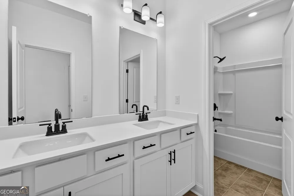 1673 Caldwell Bend LN Dacula, GA 30019
