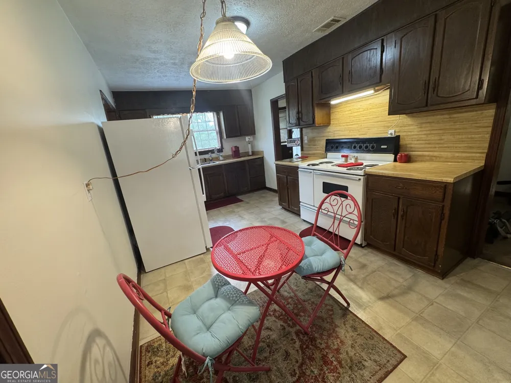 195 PINE VALLEY RD Hiram, GA 30141