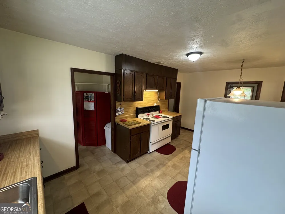 195 PINE VALLEY RD Hiram, GA 30141
