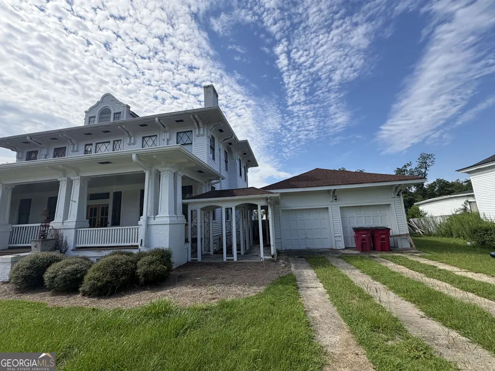 53 W Graham ST Mcrae-Helena, GA 31055