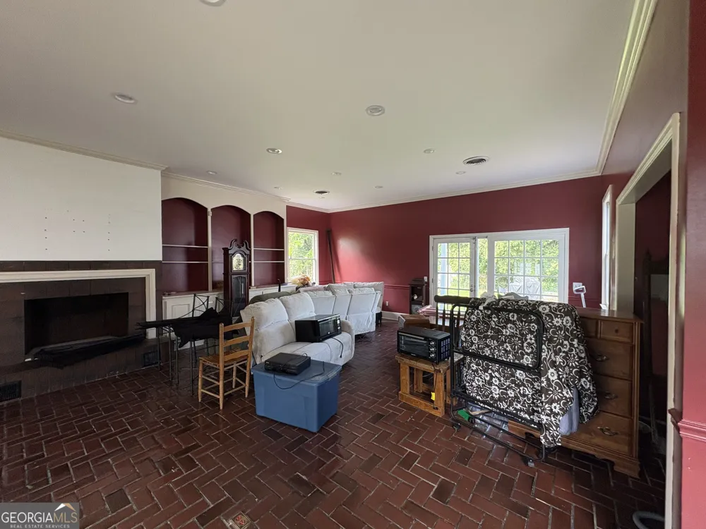 53 W Graham ST Mcrae-Helena, GA 31055