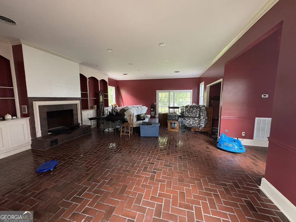 53 W Graham ST Mcrae-Helena, GA 31055