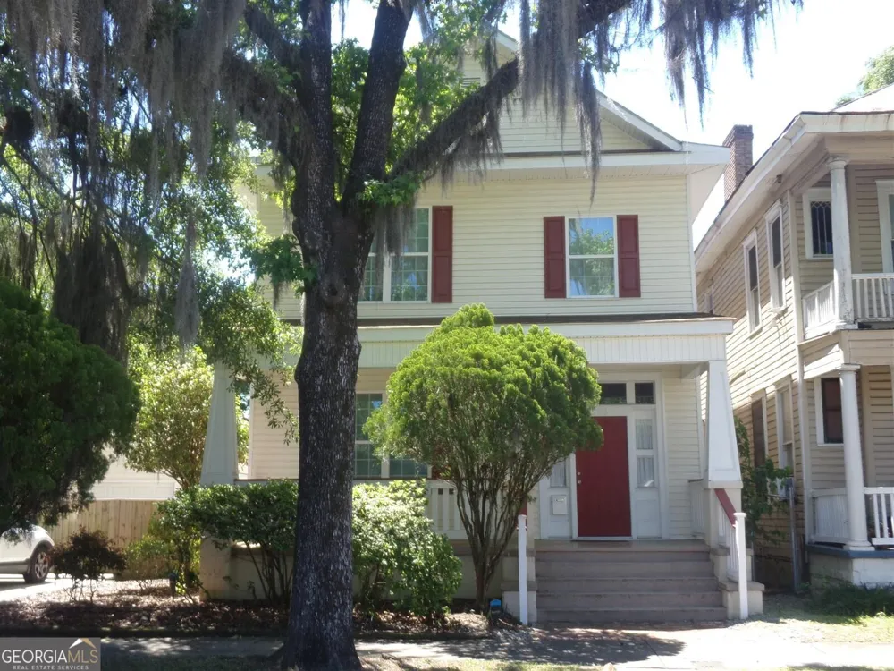 523 W 44th ST Savannah, GA 31405