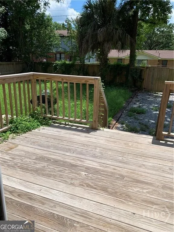 523 W 44th ST Savannah, GA 31405
